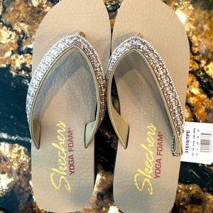 Brand new Skechers Yoga Foam sandals Ladies 9